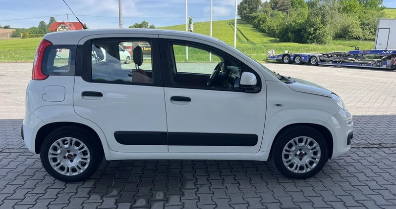 Fiat Panda cena 24900 przebieg: 148000, rok produkcji 2015 z Chociwel małe 742